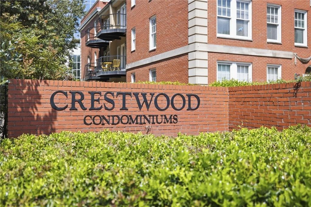 2 bedroom, 3 bathroom, 1,803 sq ft condominium for sale at 2840 Peachtree Road 510, Atlanta, GA 30305 — photo 2