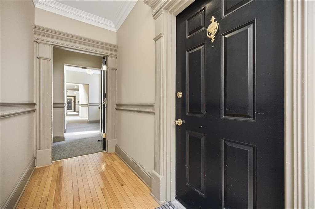 2 bedroom, 3 bathroom, 1,803 sq ft condominium for sale at 2840 Peachtree Road 510, Atlanta, GA 30305 — photo 3
