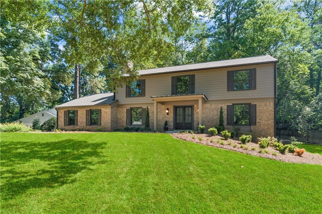 4 bedroom, 3 bathroom, 3,439 sq ft single family residence for sale at 3829 Fox Hills Drive, Marietta, GA 30067 — photo 3