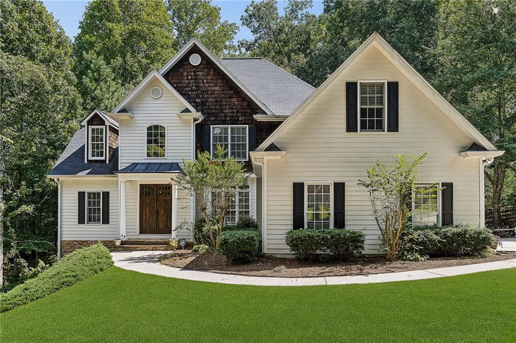 5 bedroom, 4 bathroom, 2,671 sq ft single family residence under contract at 7635 Finley Drive, Gainesville, GA 30506