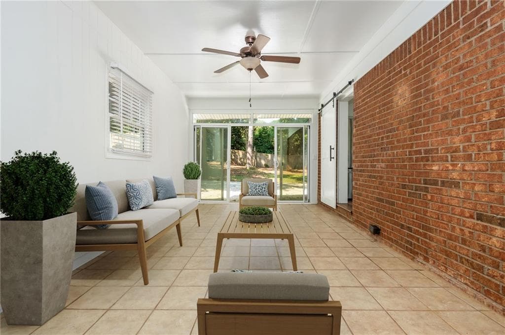 3 bedroom, 2 bathroom, 1,350 sq ft single family residence for sale at 2720 Carolyn Drive, Smyrna, GA 30080 — photo 10