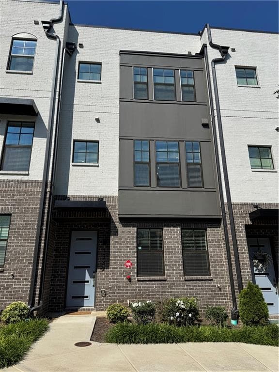 4 bedroom, 5 bathroom, 2,240 sq ft townhouse for rent at 1332 Booth Avenue, Atlanta, GA 30318 for $4,750 a month — photo 1 of 45