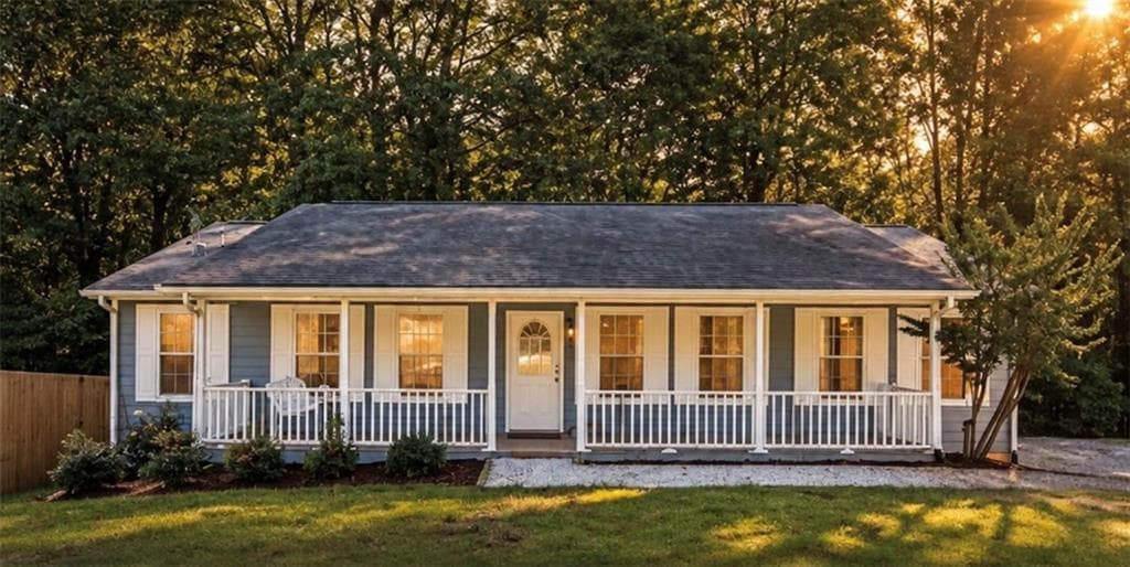 3 bedroom, 2 bathroom, 1,352 sq ft single family residence under contract at 950 Duck Thurmond Road, Dawsonville, GA 30534