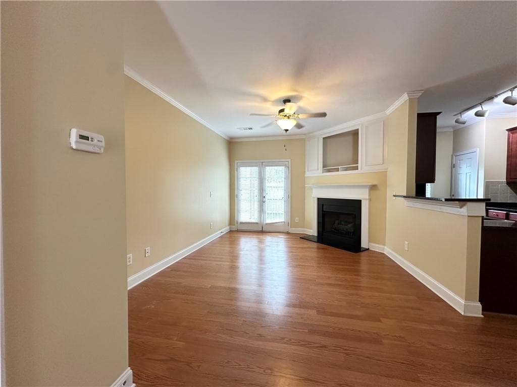 3 bedroom, 3 bathroom, 1,582 sq ft triplex for rent at 34 N Oaks Circle, Cartersville, GA 30121 for $1,550 a month — photo 4