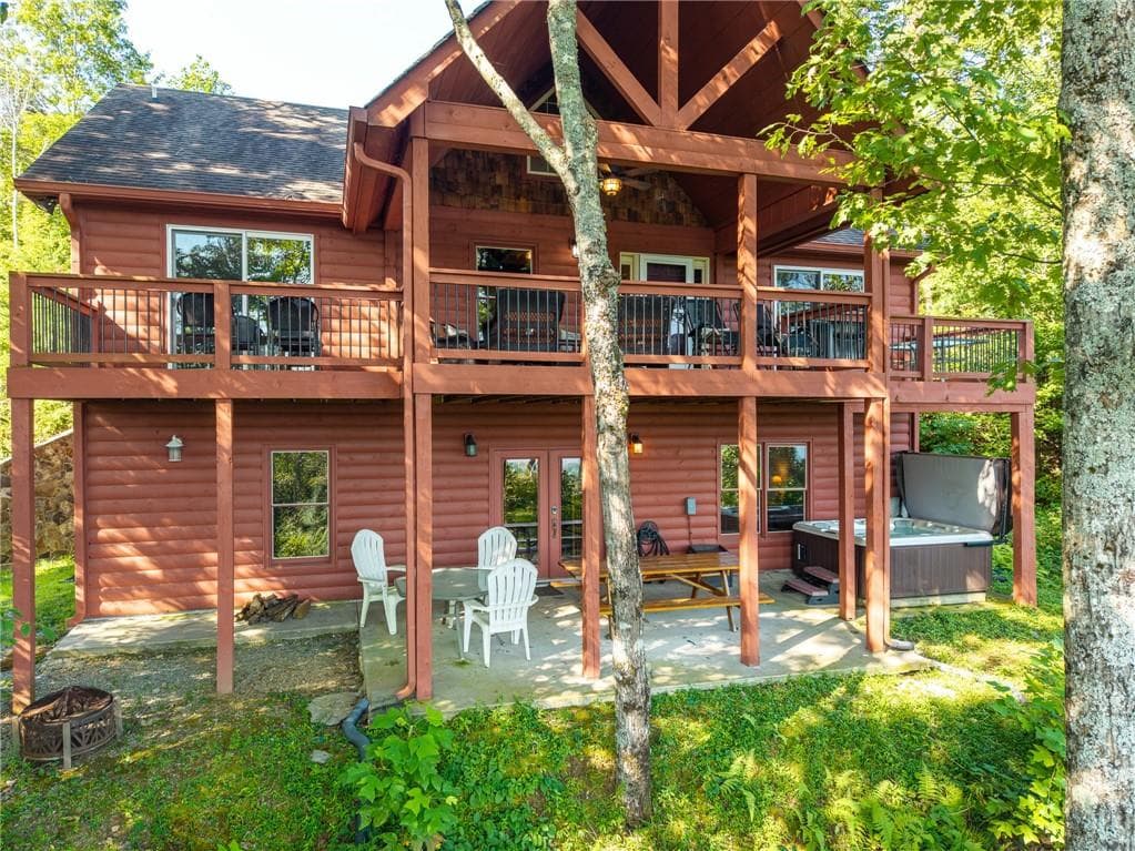 3 bedroom, 3 bathroom, 2,128 sq ft single family residence for sale at 232 Apache Trail, Chatsworth, GA 30705