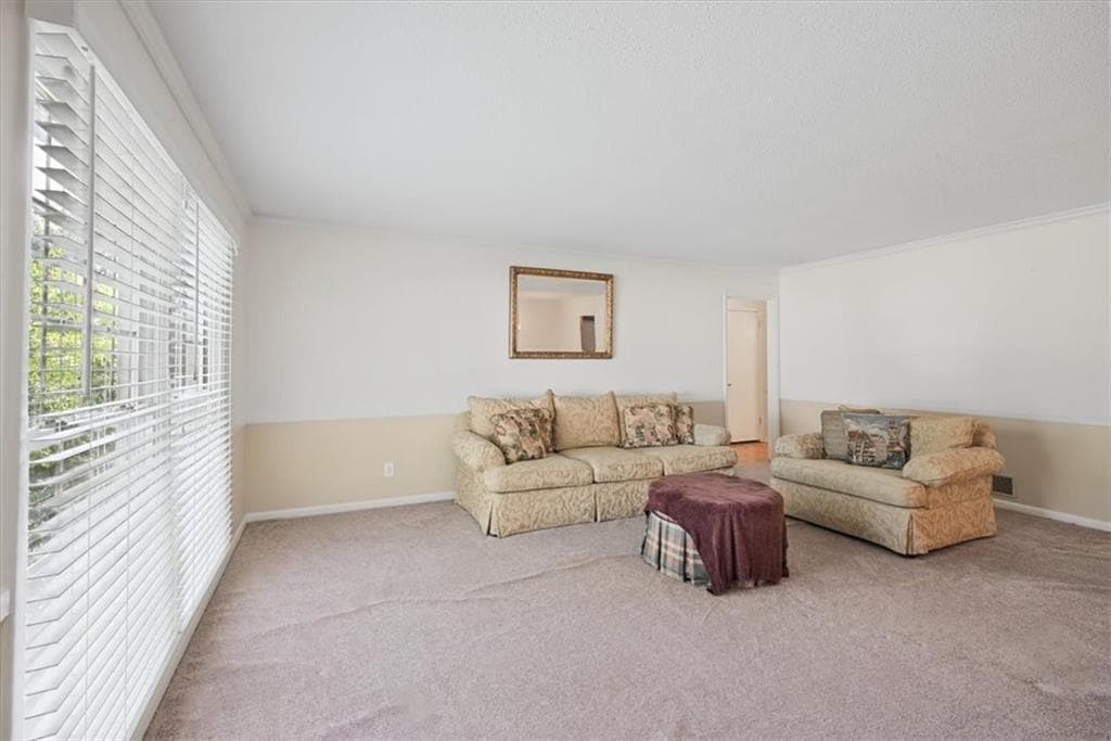 3 bedroom, 2 bathroom, 1,600 sq ft single family residence for sale at 2781 Fernvalley Road, Marietta, GA 30066 — photo 7