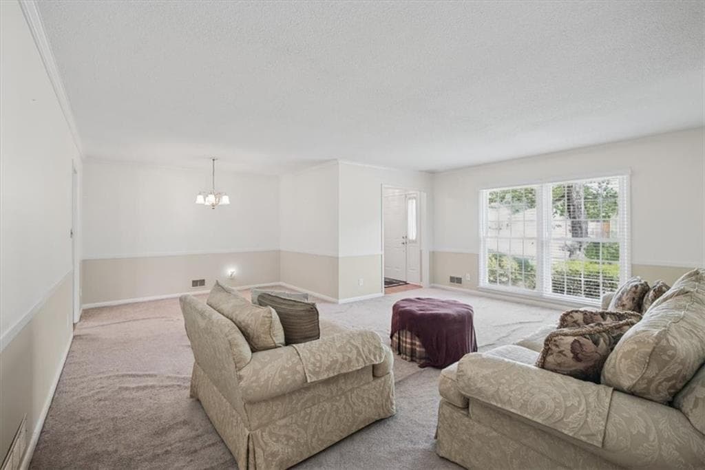 3 bedroom, 2 bathroom, 1,600 sq ft single family residence for sale at 2781 Fernvalley Road, Marietta, GA 30066 — photo 8