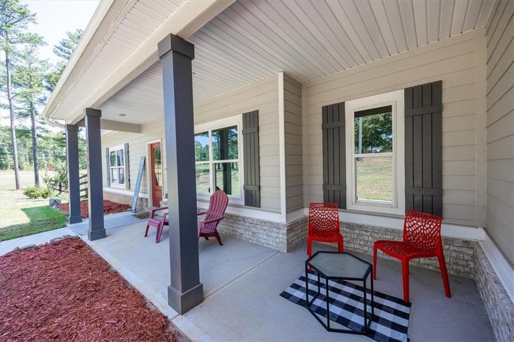 4 bedroom, 4 bathroom, 3,464 sq ft single family residence for sale at 1269 Attaway Road, Bowdon, GA 30108 — photo 5