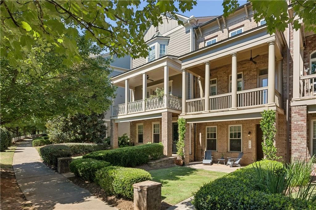 3 bedroom, 4 bathroom, 2,142 sq ft townhouse for rent at 323 Patterson Way, Atlanta, GA 30312 for $5,200 a month — photo 1 of 42