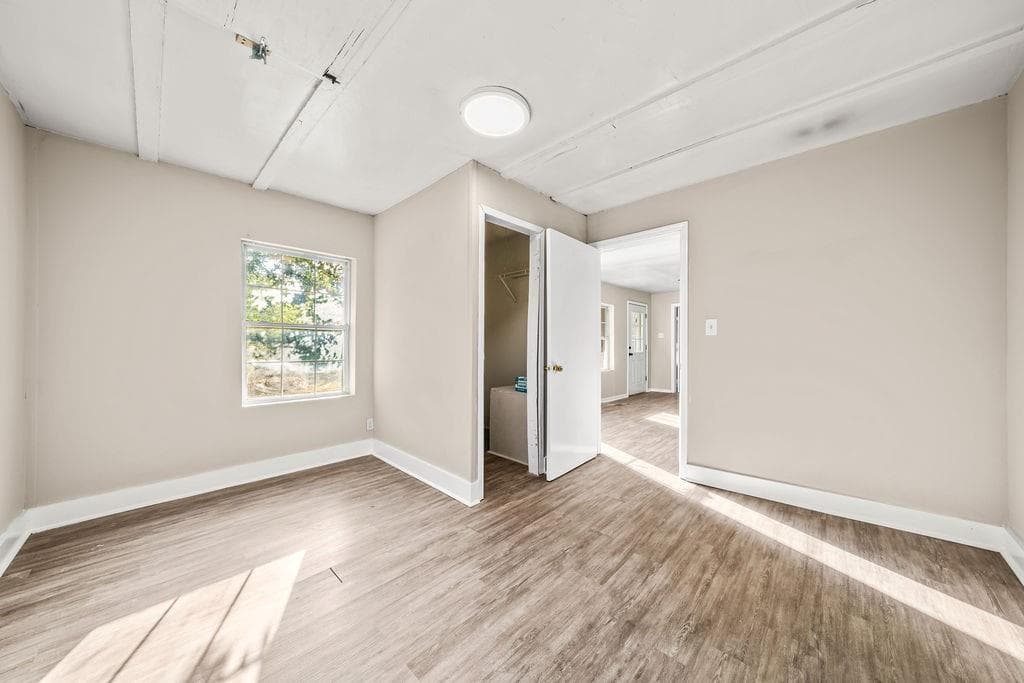 2 bedroom, 1 bathroom, 1,152 sq ft single family residence under contract at 271 South Avenue, Fairmount, GA 30139 — photo 7
