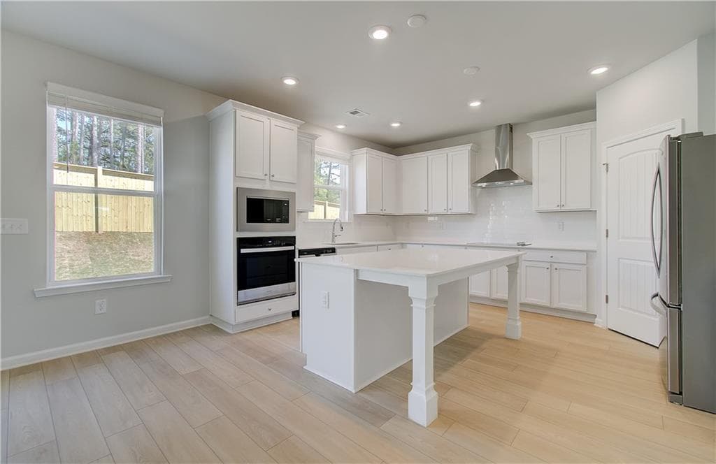 4 bedroom, 3 bathroom, 2,702 sq ft single family residence for sale at 640 Leafy Branch Way, Mcdonough, GA 30253 — photo 8