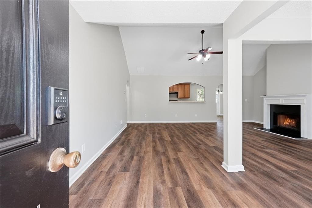 4 bedroom, 2 bathroom, 1,818 sq ft single family residence for rent at 465 Camella Circle, Mcdonough, GA 30252 for $2,500 a month — photo 4