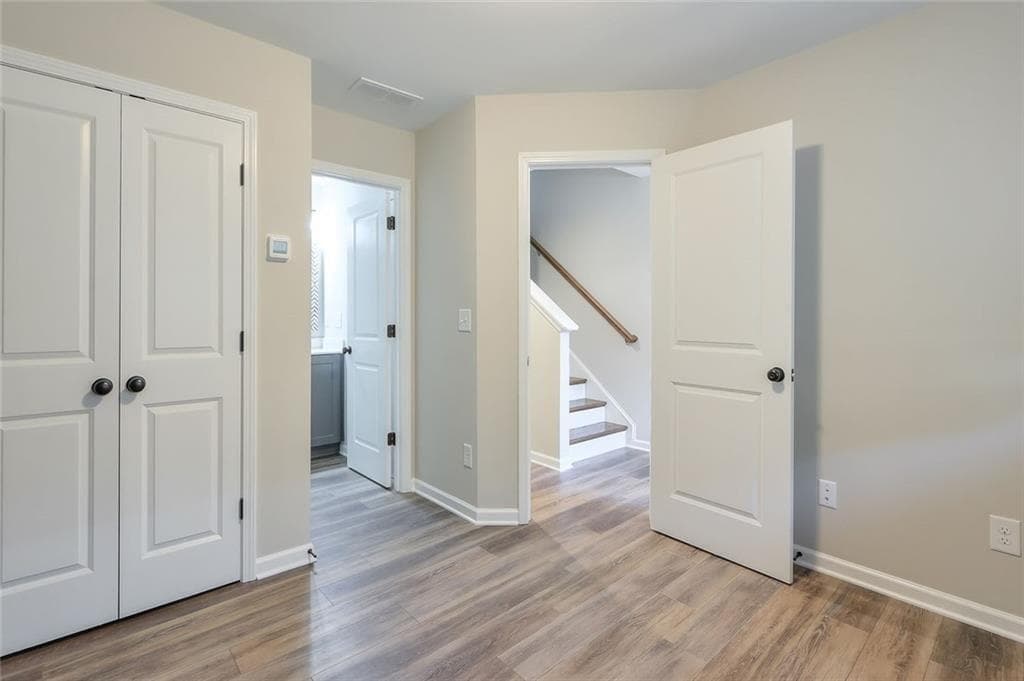 3 bedroom, 3 bathroom, 1,824 sq ft townhouse under contract at 2034 SE Bixby Byway Drive, Atlanta, GA 30317 — photo 4