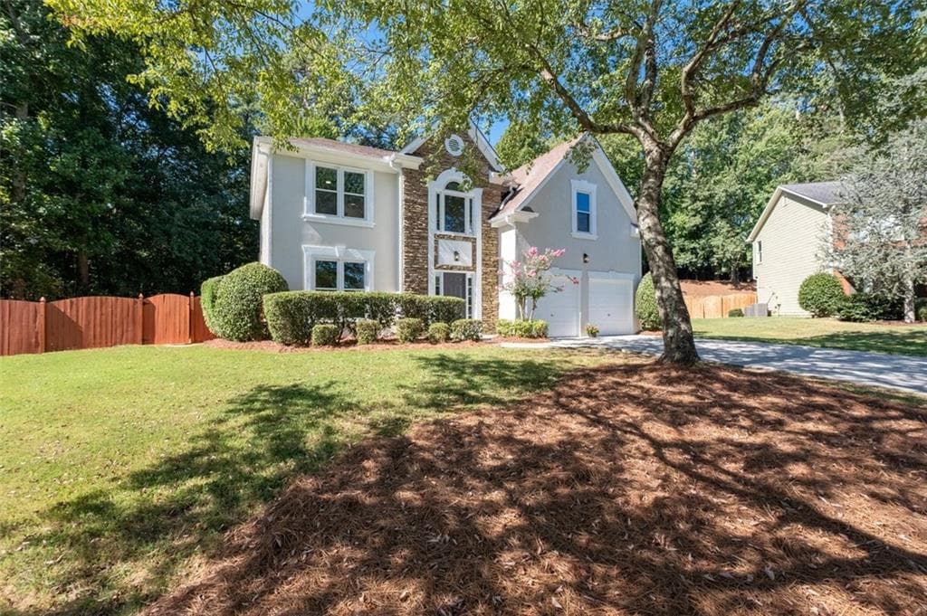 4 bedroom, 3 bathroom, 2,524 sq ft single family residence for sale at 2960 Saddlebrook Glen Drive, Cumming, GA 30041 — photo 3