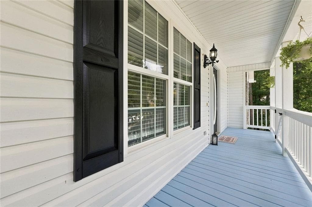 3 bedroom, 2 bathroom, 2,567 sq ft single family residence for sale at 129 Greatwood Drive, White, GA 30184 — photo 4