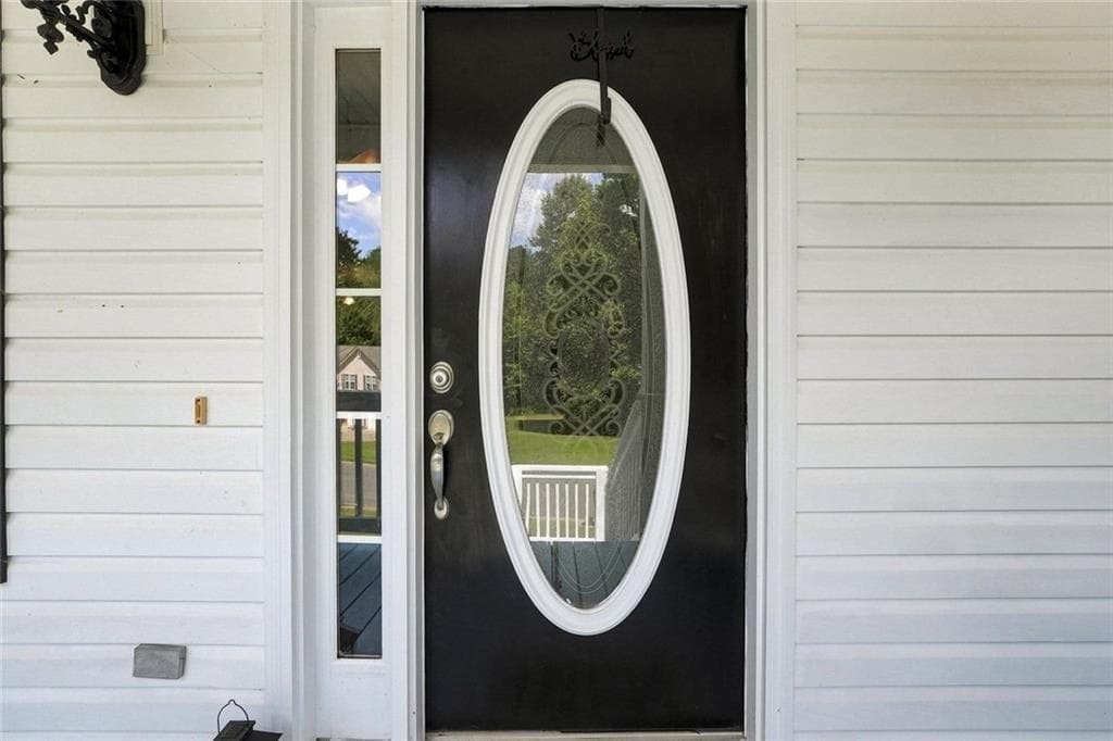 3 bedroom, 2 bathroom, 2,567 sq ft single family residence for sale at 129 Greatwood Drive, White, GA 30184 — photo 6