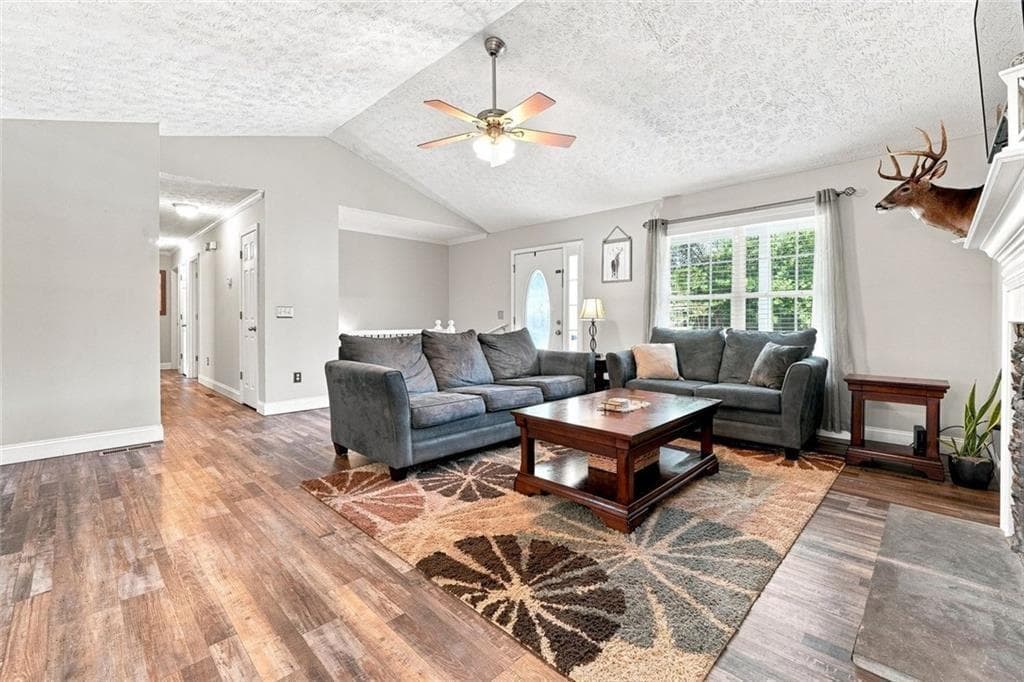 3 bedroom, 2 bathroom, 2,567 sq ft single family residence for sale at 129 Greatwood Drive, White, GA 30184 — photo 10