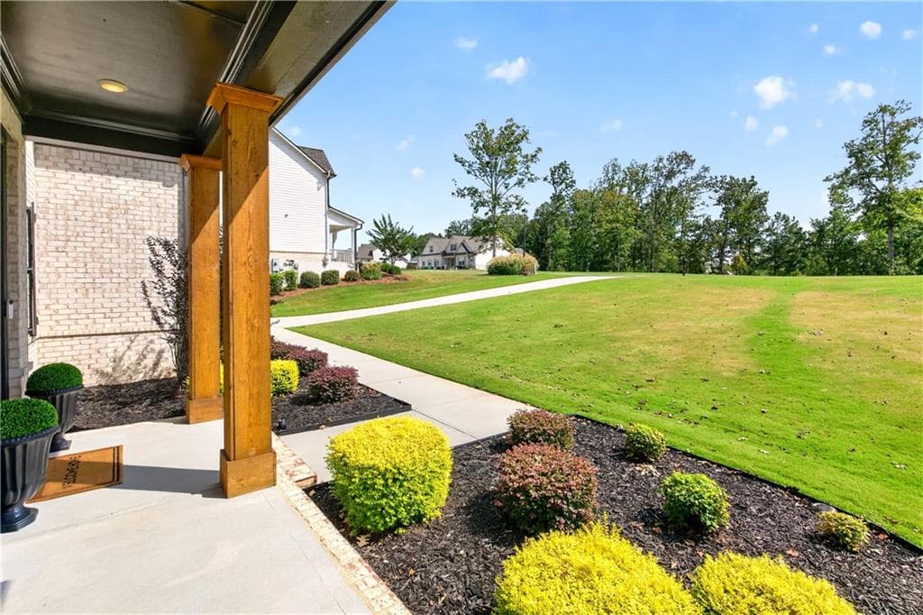 5 bedroom, 6 bathroom, 6,449 sq ft single family residence under contract at 1041 Montrose Way, Hoschton, GA 30548 — photo 6