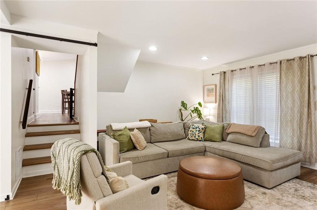 3 bedroom, 2 bathroom, 1,600 sq ft single family residence for sale at 1671 Northlake Springs Court, Decatur, GA 30033 — photo 4