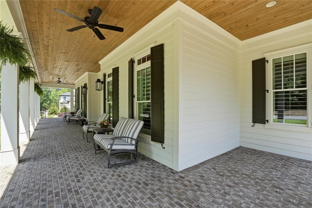 6 bedroom, 8 bathroom, 8,346 sq ft single family residence for sale at 1570 Redd Road, Milton, GA 30004 — photo 3