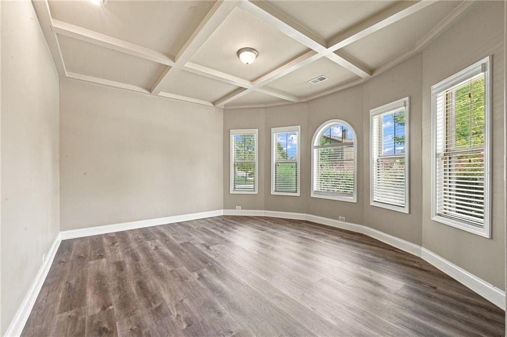 6 bedroom, 6 bathroom, 5,379 sq ft single family residence for sale at 3681 Guinevere Trace, Douglasville, GA 30135 — photo 3