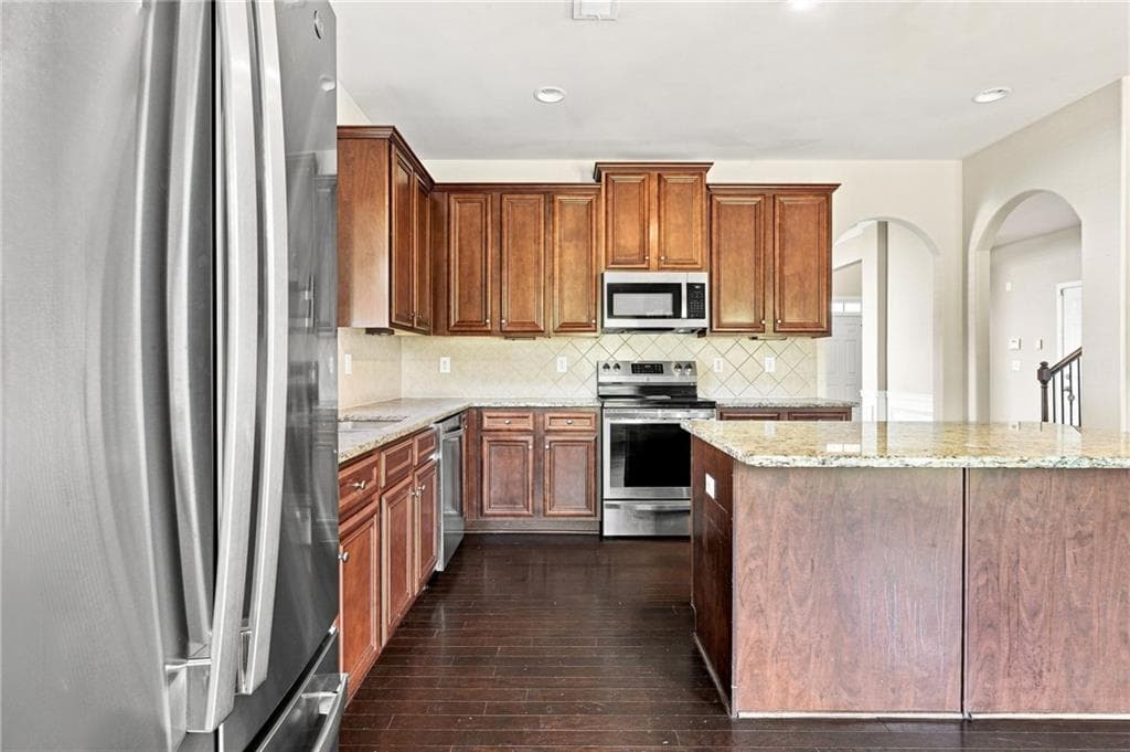6 bedroom, 6 bathroom, 5,379 sq ft single family residence for sale at 3681 Guinevere Trace, Douglasville, GA 30135 — photo 10