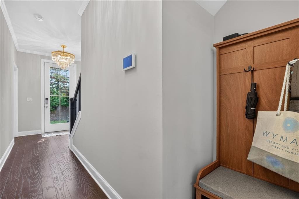 4 bedroom, 4 bathroom, 2,295 sq ft townhouse for sale at 1040 Aster Road, Roswell, GA 30076 — photo 9