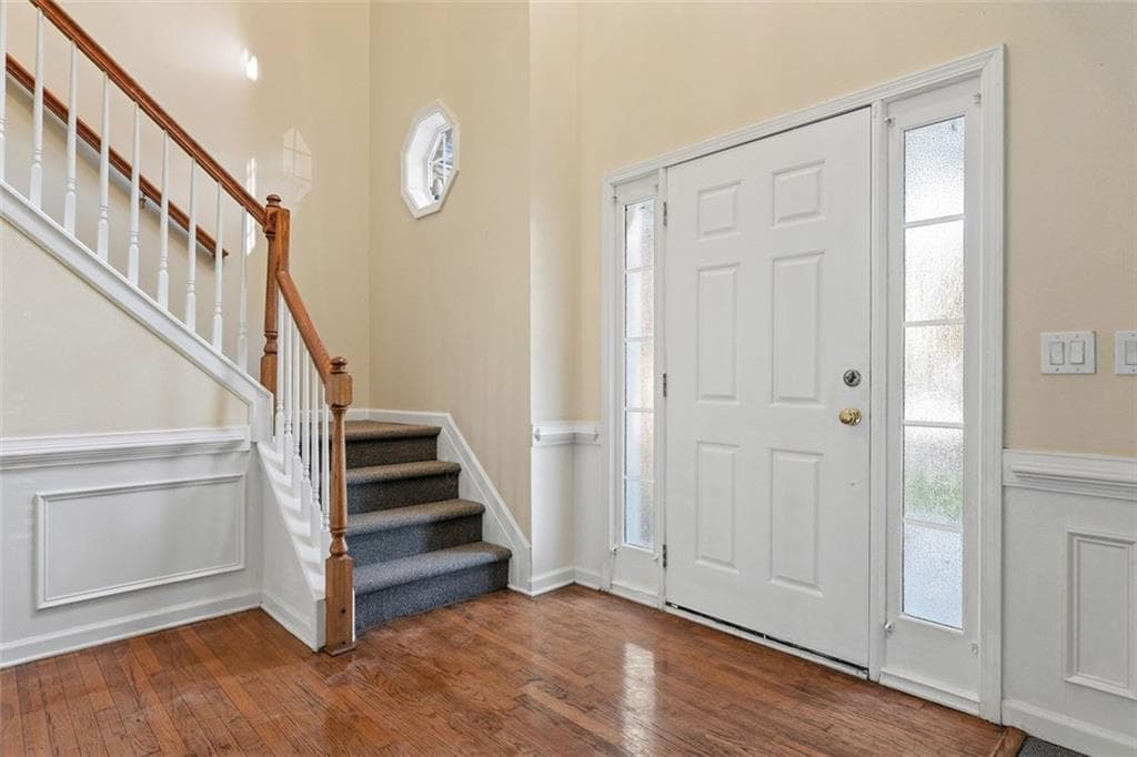 4 bedroom, 3 bathroom, 2,219 sq ft single family residence for sale at 340 Fitzgerald Place, Atlanta, GA 30349 — photo 3
