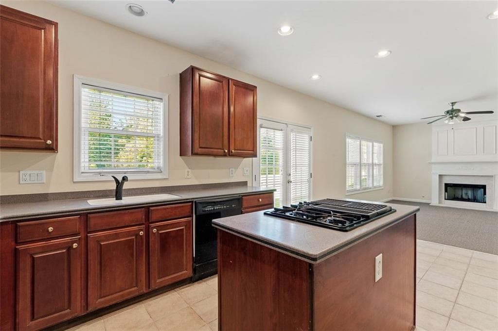 4 bedroom, 3 bathroom, 2,219 sq ft single family residence for sale at 340 Fitzgerald Place, Atlanta, GA 30349 — photo 9
