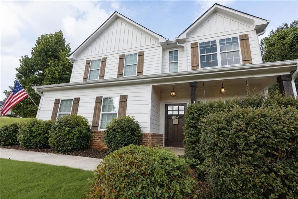 3 bedroom, 3 bathroom, 2,008 sq ft single family residence for sale at 341 Norwood Lane, Winder, GA 30680 — photo 2