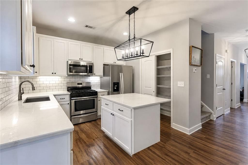 3 bedroom, 3 bathroom, 2,008 sq ft single family residence for sale at 341 Norwood Lane, Winder, GA 30680 — photo 8