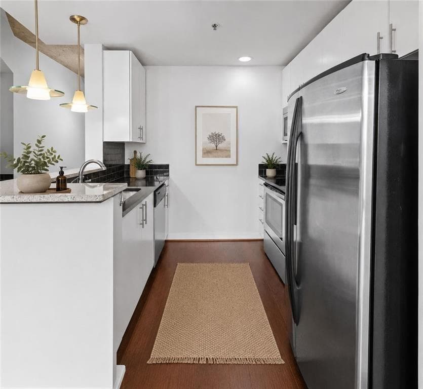 1 bedroom, 1 bathroom, 691 sq ft condominium for sale at 361 17th Street 706, Atlanta, GA 30363 — photo 3