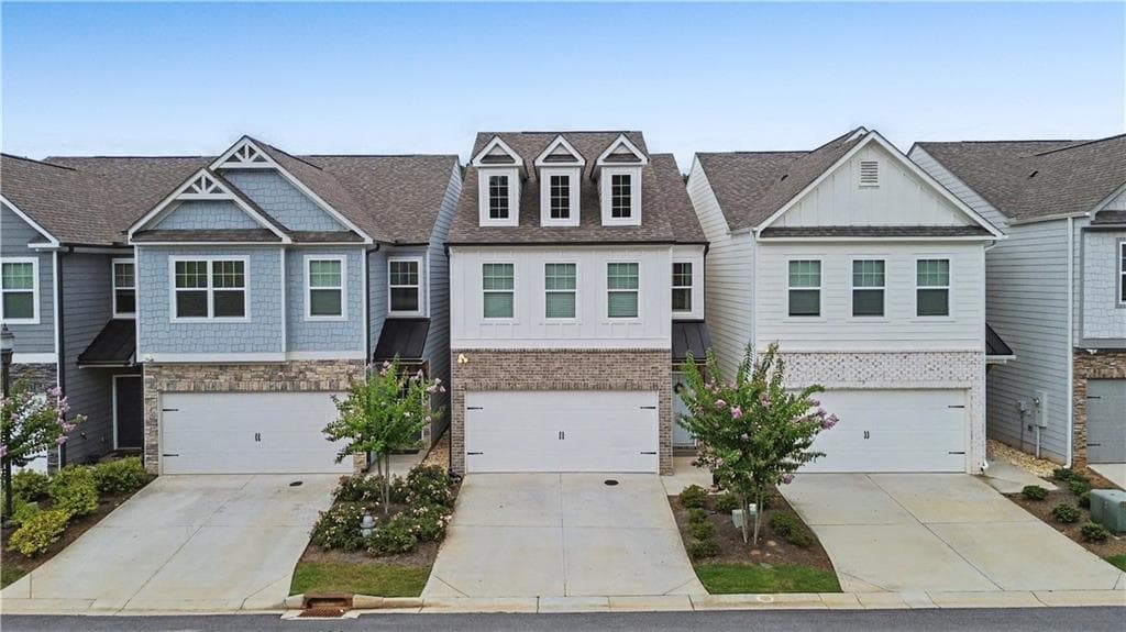 3 bedroom, 3 bathroom, 1,776 sq ft home for sale at 396 Whitetail Circle, Canton, GA