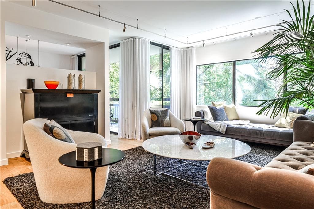 2 bedroom, 2 bathroom, 1,411 sq ft condominium under contract at 1130 Piedmont Avenue 511, Atlanta, GA 30309 — photo 3