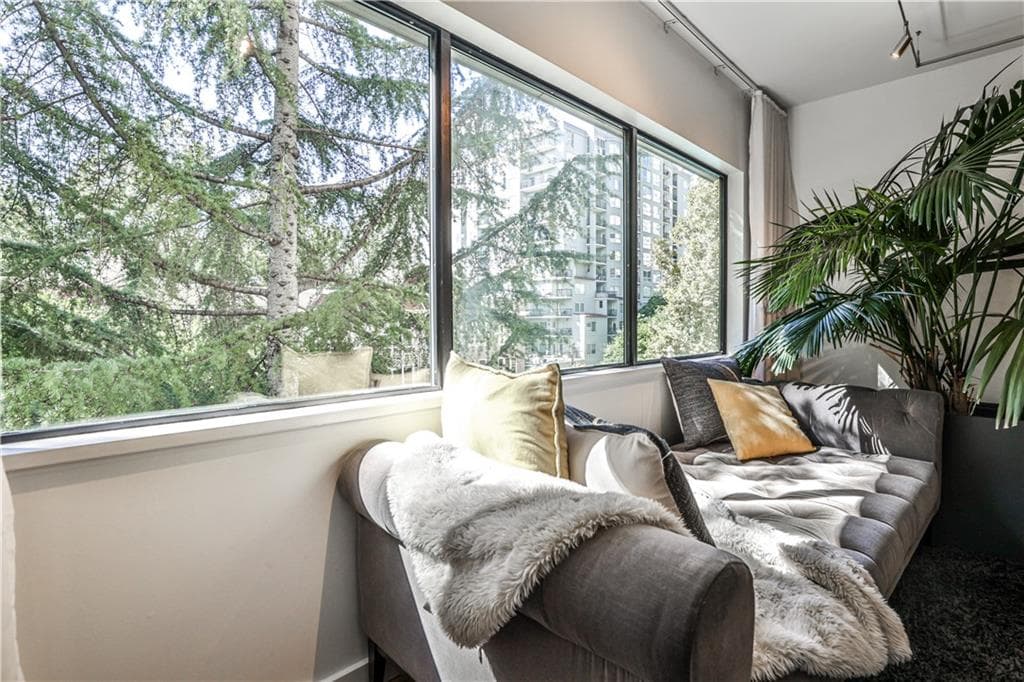 2 bedroom, 2 bathroom, 1,411 sq ft condominium under contract at 1130 Piedmont Avenue 511, Atlanta, GA 30309 — photo 6