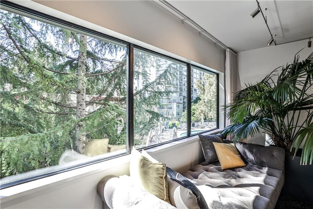 2 bedroom, 2 bathroom, 1,411 sq ft condominium under contract at 1130 Piedmont Avenue 511, Atlanta, GA 30309 — photo 7