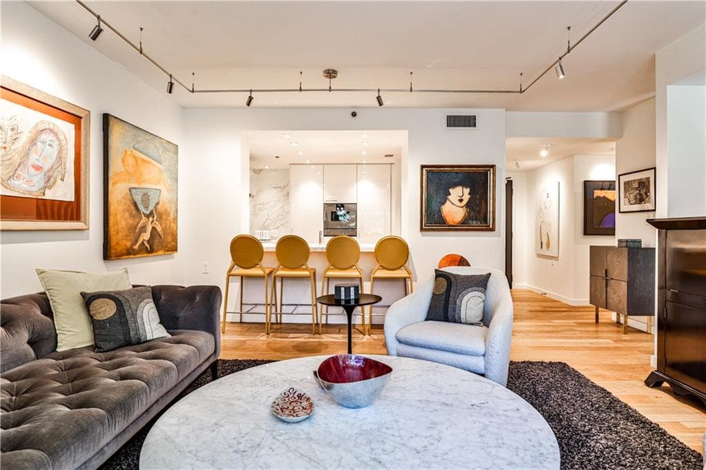 2 bedroom, 2 bathroom, 1,411 sq ft condominium under contract at 1130 Piedmont Avenue 511, Atlanta, GA 30309 — photo 9