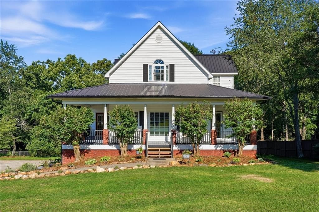 3 bedroom, 3 bathroom, 2,268 sq ft single family residence for sale at 4303 Yeager Road, Douglasville, GA 30135 — photo 3