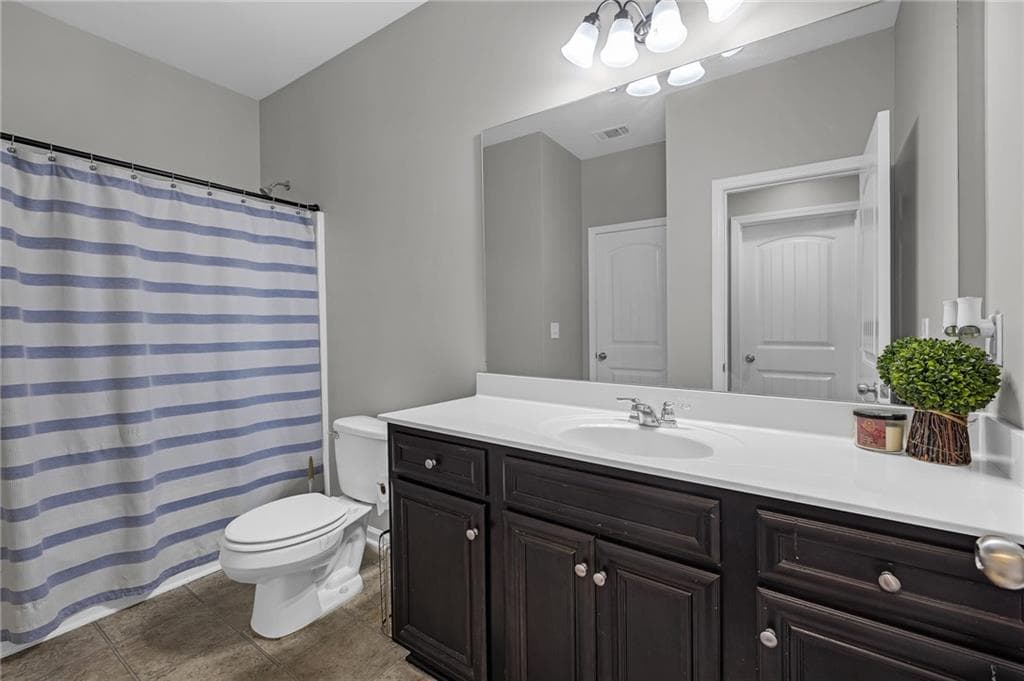 6 bedroom, 4 bathroom, 3,999 sq ft single family residence for sale at 520 Coventry Way, Mcdonough, GA 30252 — photo 7