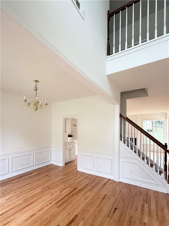 4 bedroom, 3 bathroom, 2,667 sq ft single family residence for sale at 2532 Haddenham Lane, Smyrna, GA 30082 — photo 2