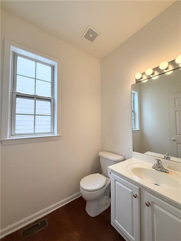 4 bedroom, 3 bathroom, 2,667 sq ft single family residence for sale at 2532 Haddenham Lane, Smyrna, GA 30082 — photo 6