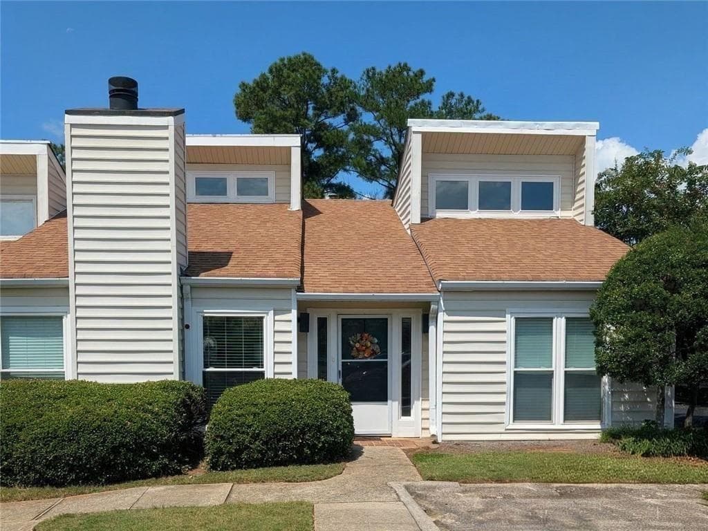 3 bedroom, 2 bathroom, 1,488 sq ft condominium under contract at 827 Serramonte Drive, Marietta, GA 30068