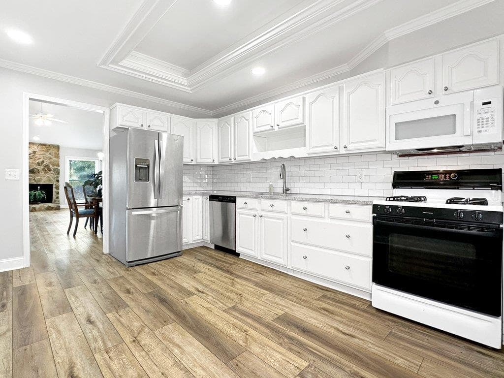 3 bedroom, 2 bathroom, 1,488 sq ft condominium under contract at 827 Serramonte Drive, Marietta, GA 30068 — photo 5