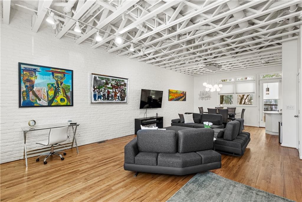 2 bedroom, 3 bathroom, 2,363 sq ft condominium for sale at 229 Peters Street 4, Atlanta, GA 30313 — photo 4