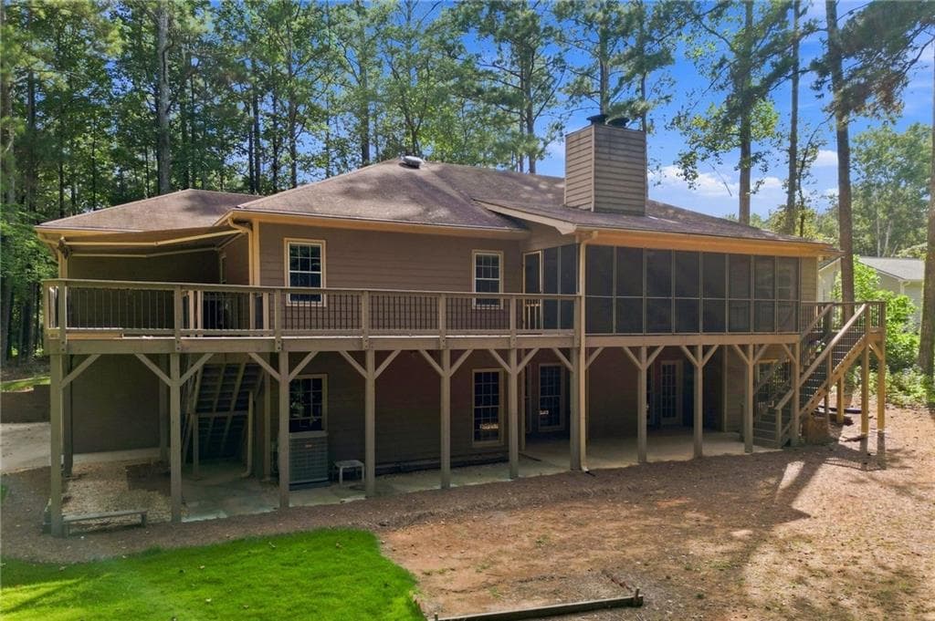 4 bedroom, 3 bathroom, 3,664 sq ft single family residence for sale at 6100 Fords Road, Acworth, GA 30101 — photo 3