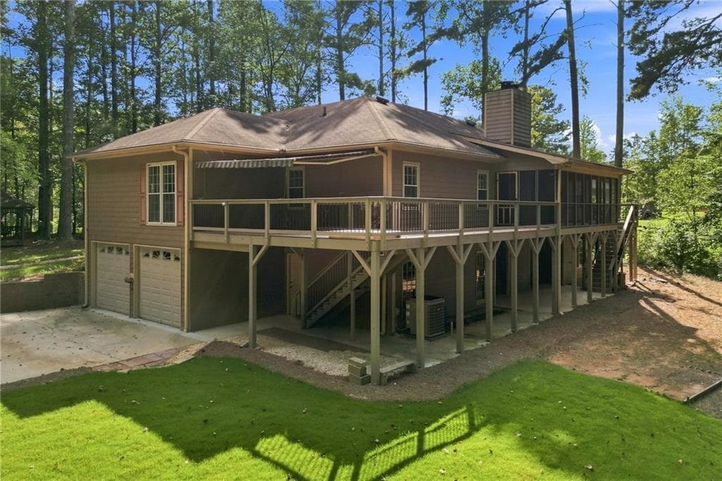 4 bedroom, 3 bathroom, 3,664 sq ft single family residence for sale at 6100 Fords Road, Acworth, GA 30101 — photo 2