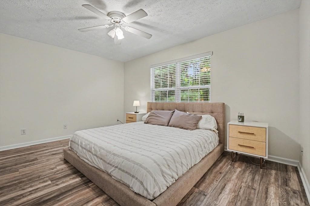 3 bedroom, 3 bathroom, 1,231 sq ft single family residence under contract at 321 Windcroft, Acworth, GA 30101 — photo 4