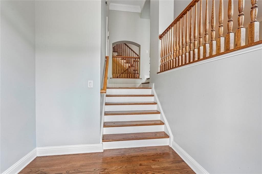 4 bedroom, 4 bathroom, 3,435 sq ft townhouse for sale at 3040 Woodwalk Drive 14, Atlanta, GA 30339 — photo 4