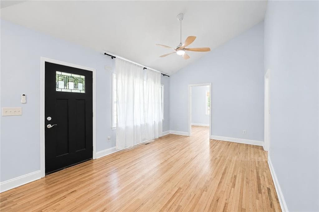 4 bedroom, 3 bathroom, 1,922 sq ft single family residence for sale at 1621 Kenmore Street, Atlanta, GA 30311 — photo 4