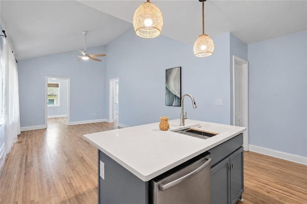 4 bedroom, 3 bathroom, 1,922 sq ft single family residence for sale at 1621 Kenmore Street, Atlanta, GA 30311 — photo 8